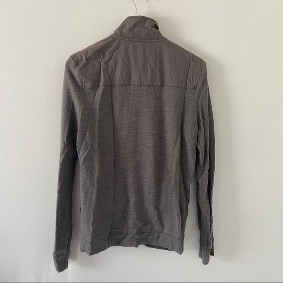 Kenneth Cole | Casual Gray Sweater - Picture 3 of 5